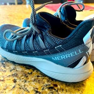 Like NEW Women’s Merrell Tennis Shoes
